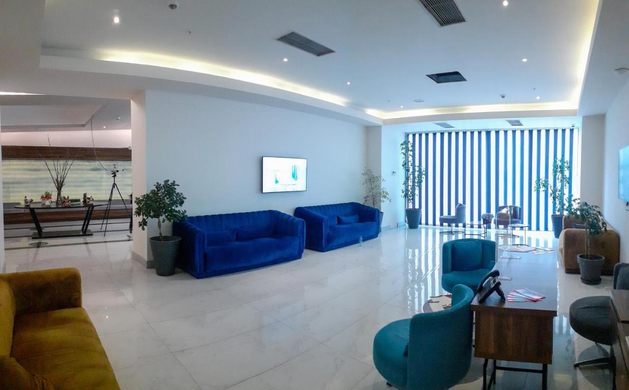Only Front Sea View, No Side View, Wonderful Panorama, High Floor, Location Guarantee Aparthotel Batumi Exterior photo